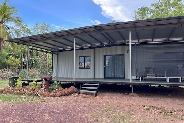 Demountable with large veranda