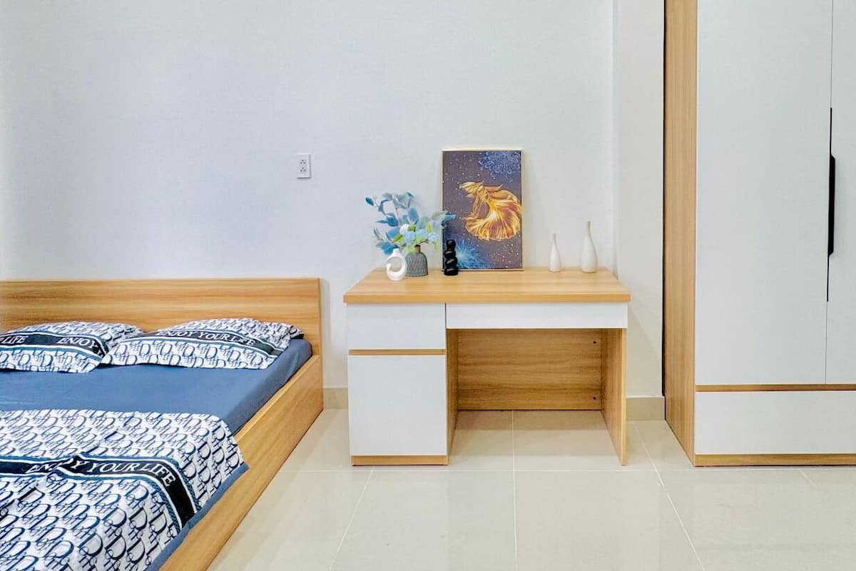 Comfort Double Room, City View | Desk, iron/ironing board, free WiFi