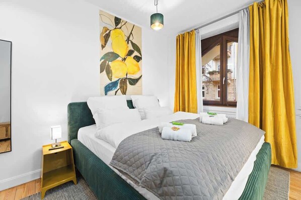 1 bedroom, iron/ironing board, free WiFi, bed sheets