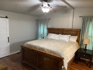 3 soverom, wi-fi og sengetøy