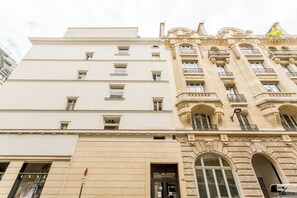 Front of property - Merveil Luxury Suites - Opera - Volney I-II (Paris)