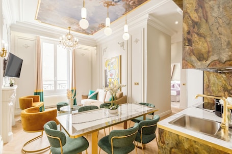 Apartment, Stadtblick | Eigene Küche | Kühlschrank, Mikrowelle, Ofen, Herdplatte