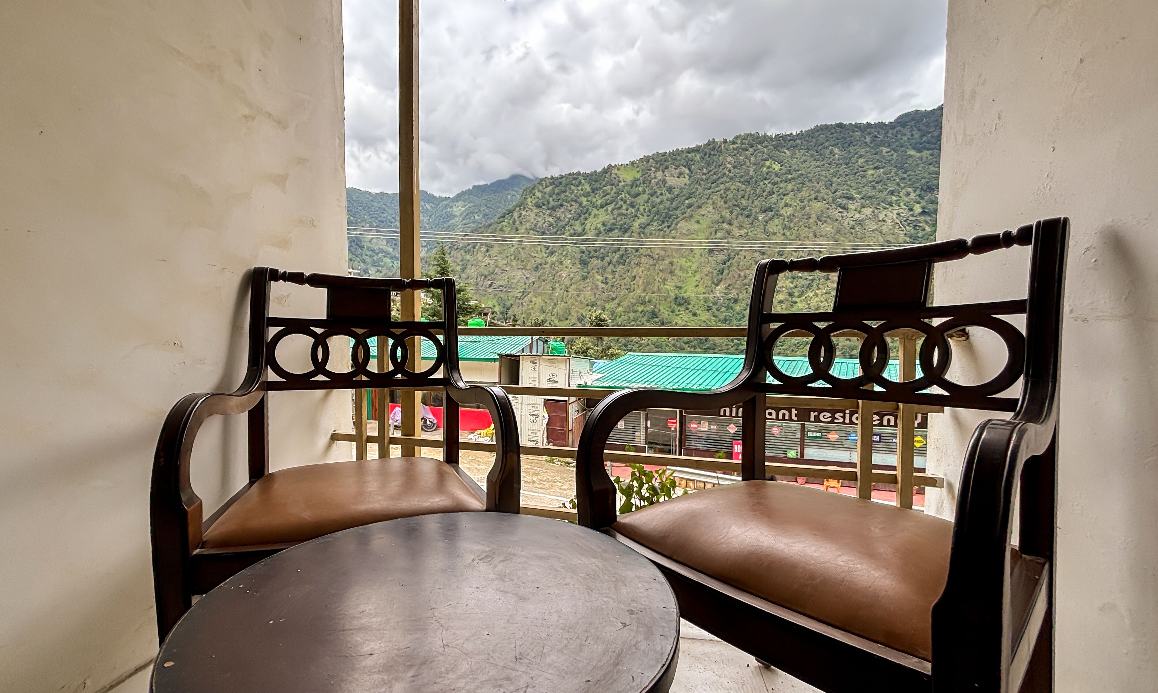 Habitación doble estándar, vista a la montaña | Balcón