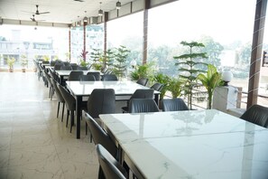 Restaurant - Hotel Bindram Palace (Rishikesh)