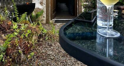 Charming house in a peaceful setting very close to Lac de Vassivière