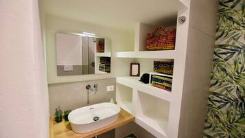 Dusch, hÄrtork, bidé och handdukar