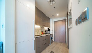 Comfort-Studio, Poolblick | Eigene Küche