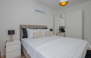 3 quartos, ferros/tábuas de passar roupa, Wi-Fi de cortesia