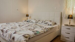 5 quartos, ferros/tábuas de passar roupa, Wi-Fi de cortesia