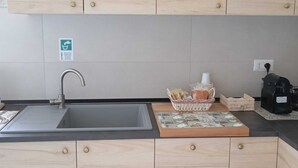 Oven, stovetop