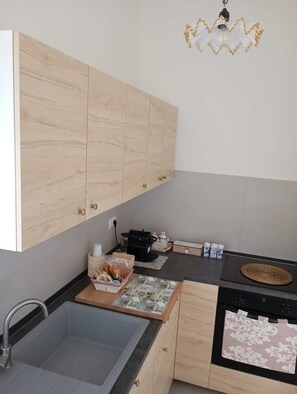 Oven, stovetop
