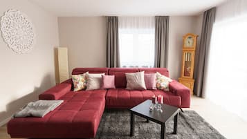 Tv, dvd-afspiller, stereoanlæg