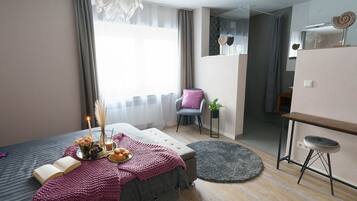 1 chambre, fer et planche à repasser, accès au Wi-Fi (inclus)