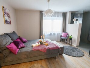 1 Schlafzimmer, Bügeleisen/Bügelbrett, kostenloses WLAN, Bettwäsche