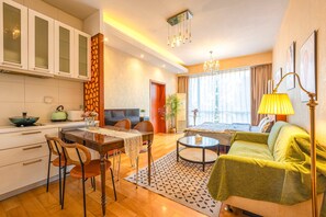 Family Suite | Individually decorated, individually furnished, blackout drapes