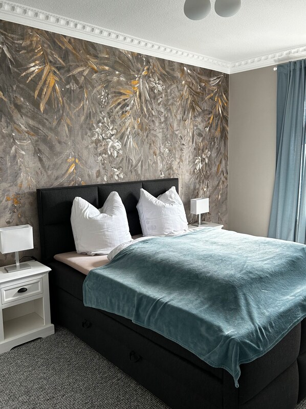 1 bedroom, iron/ironing board, free WiFi, bed sheets