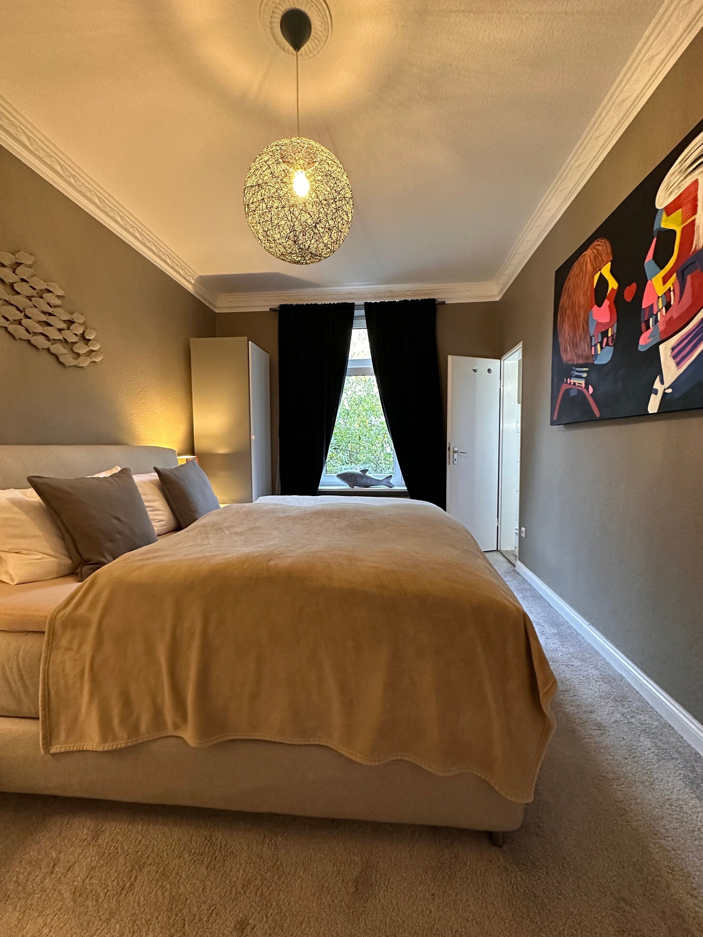 1 dormitorio, tabla de planchar con plancha, wifi gratis y ropa de cama