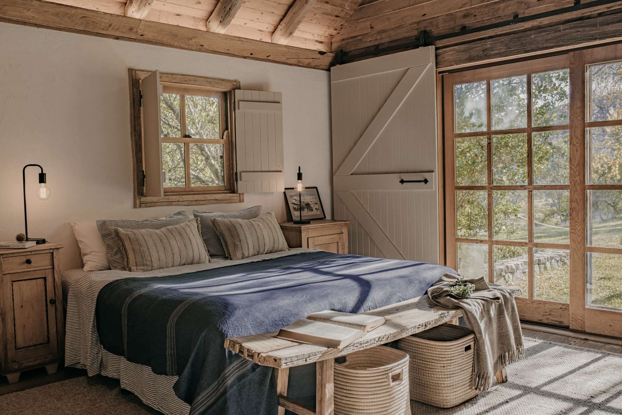 2 chambres, fer et planche à repasser, draps fournis