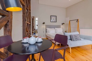 Elite Apartment, 1 Bedroom | Dining