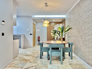Apartamento Confort, 1 habitación | Restauración