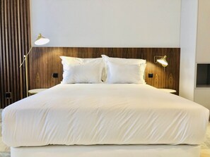 8 bedrooms, iron/ironing board