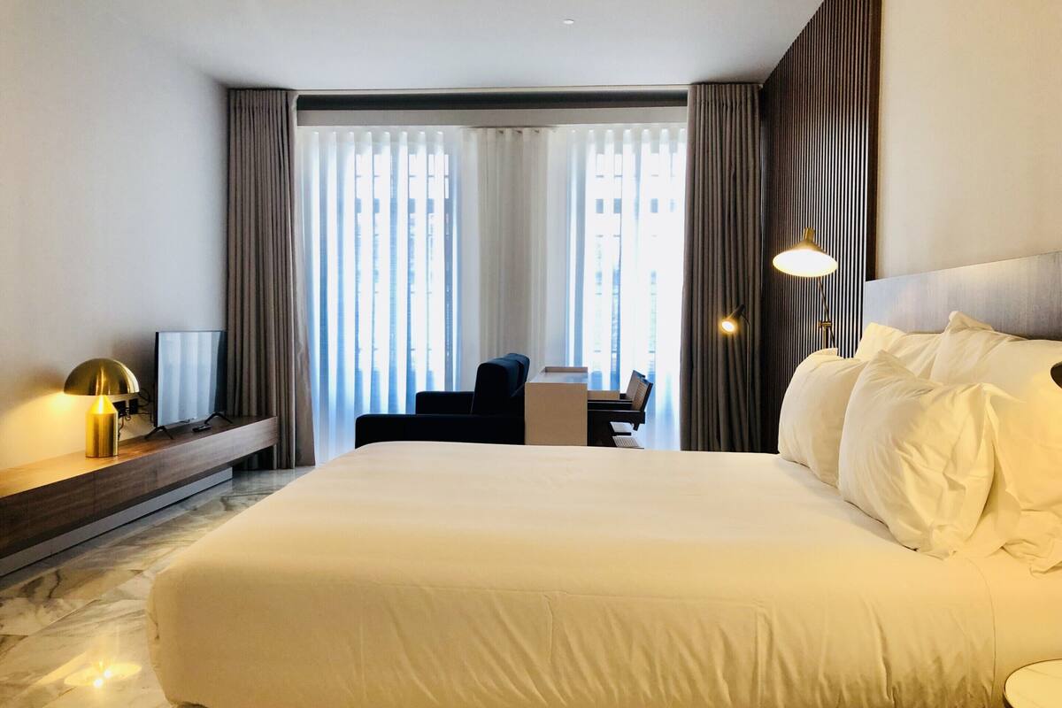 Superior Apartment, 1 Bedroom | 8 bedrooms, iron/ironing board