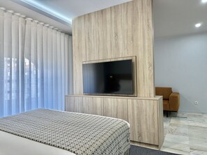 Classic Apartment, 1 Bedroom | Living room