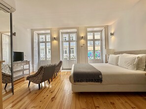 Comfort Apartment, 1 Bedroom | 2 bedrooms, iron/ironing board