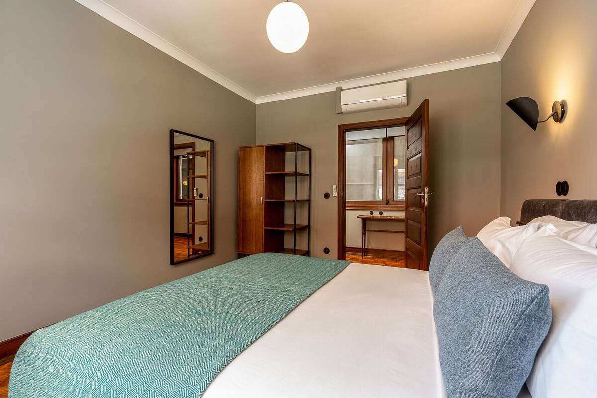 Appartement Confort, 5 chambres | 11 chambres, fer et planche à repasser