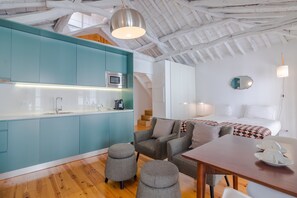 舒適公寓, 1 間臥室 | 私人廚房 | 微波爐、烤箱、咖啡機/沖茶器、電熱水壺