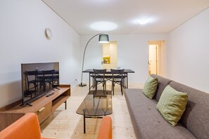 Classic Apartment, 2 Bedrooms | Living room - Charming Studio, Ideal for Smaller Groups (Porto)