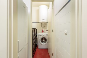 Interior - Apartment in Porto With Balcony (Porto)