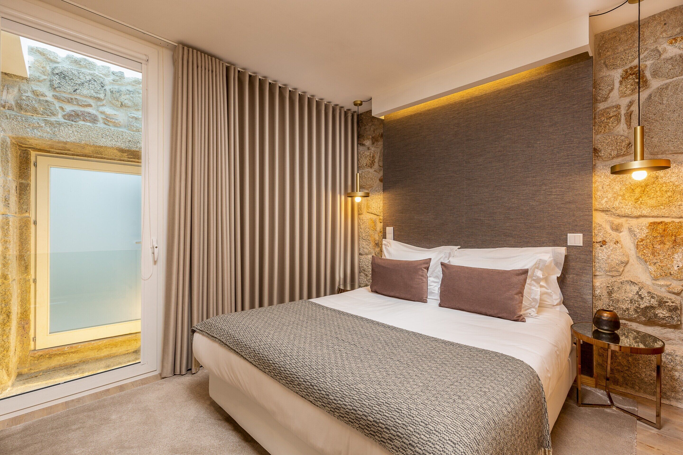 Comfort Apartment, 1 Bedroom | 4 bedrooms, iron/ironing board