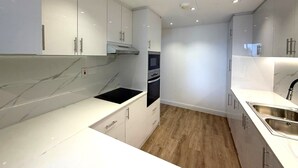 Unclassified image, 5 of 15, button - 2BR Aparment in JBR, The Walk (Dubai)