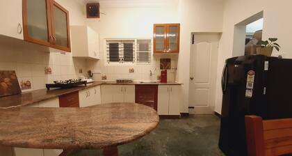 Urban Retreat - Your home away from home