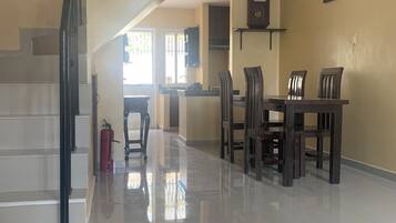 บริเวณนั่งเล่น