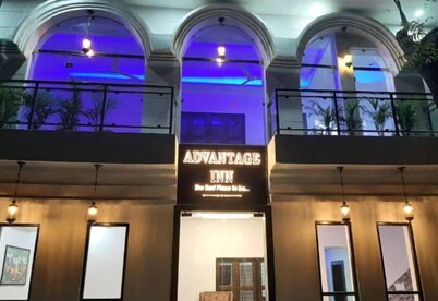 ADVANTAGE INN