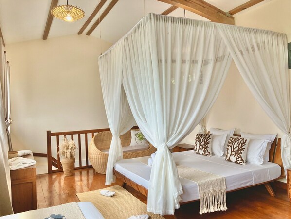 AILE D'OR ID Comfort Penthouse, Balcony, Ocean View | In-room safe, individually furnished, laptop workspace - La Colombine (Nosy Boraha)