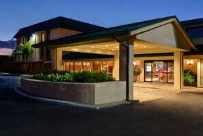 Exterior - Relax by the Pool | 3 Budget-Friendly Units Near Rienzi Mansion and Gardens (Houston)