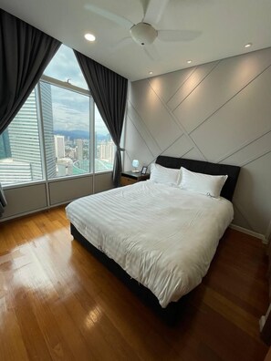 Free WiFi, bed sheets - Sky Suites KLCC by Easy Nap (Kuala Lumpur)