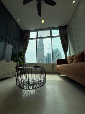 Free WiFi, bed sheets - Sky Suites KLCC by Easy Nap (Kuala Lumpur)