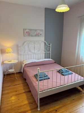 2 Schlafzimmer, Bügeleisen/Bügelbrett, WLAN