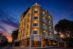 Front of property - Hotel Mandovin - A Premium Hotel In Udaipur (Udaipur)