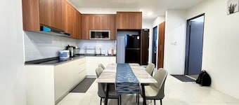 The Podium 3br 2bh Cozy Apartment Chill n Stay