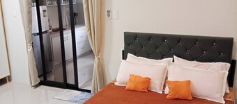 Room-affordable Room With Full Kitchen i