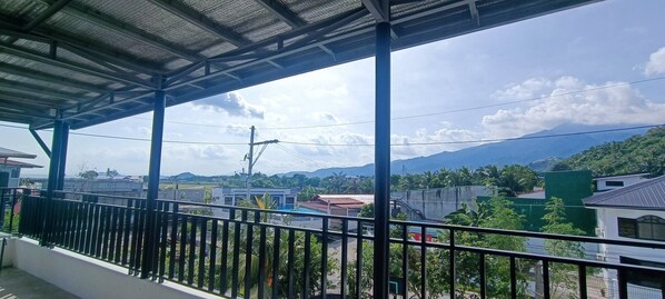 Room, Multiple Bedrooms, Balcony | Property grounds