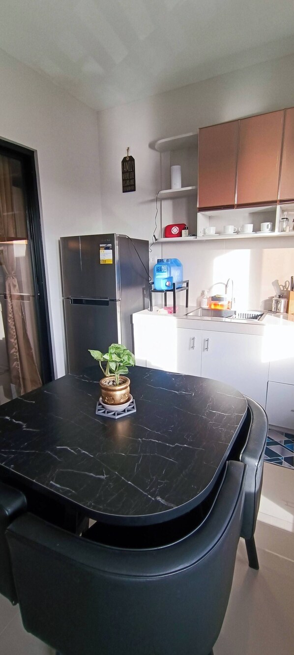 Room, Multiple Bedrooms, Balcony | Interior