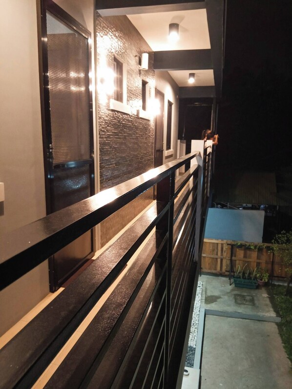 Room, Multiple Bedrooms, Balcony | Property grounds