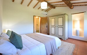 6 quartos, berço de viagem, Wi-Fi de cortesia