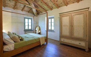 6 Schlafzimmer, Reisekinderbett, kostenloses WLAN